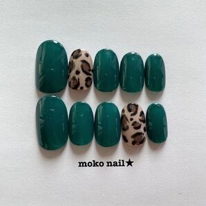 ディープグリーン★シンプルレオパード