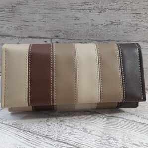 合成皮革 パネル切り替え ロングウォレット 長財布 新品