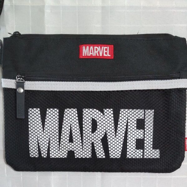 MARVEL ショルダーバッグ