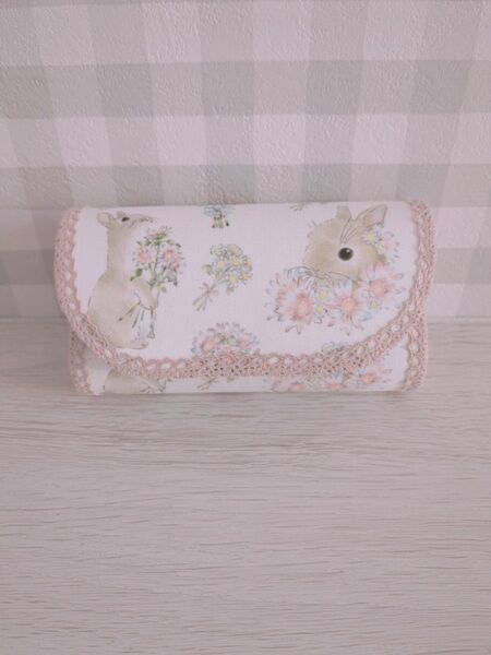 うさぎと花のミニ財布