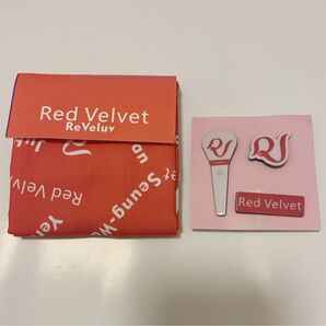 RED VELVET レドベル レッドベルベッド バンダナ アクリルピンバッジ 2点セット