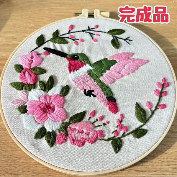 小鳥 鳥 花 ピンク 刺繍ボード 完成品 手刺繍 インテリア ギフト プレゼント