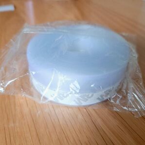 新品未開封 隙間テープ すき間風防止 目隠 ドア 冷暖房効 25mm 6m テープ