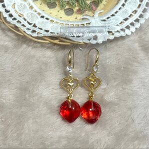 ハンドメイドピアス