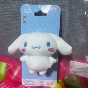 スマホに付けられるぬいぐるみシリーズからSanrioシナモン登場.No.1