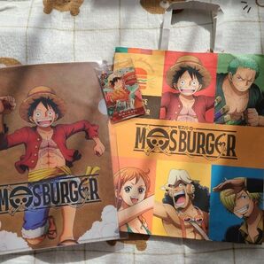 モスバーガー福袋 ONE PIECEカードゲーム モンキー・D・ルフィ四皇/エッグヘッド/麦わらの一味 +A4クリアファイル、紙袋
