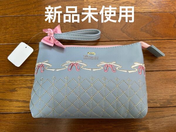新品未使用 ポーチ 小物入れ 可愛い レザー風 水色 リボン 刺繍 バレエシューズ