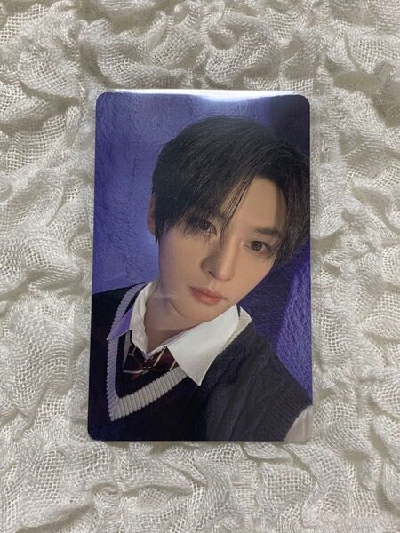 Stray Kids ストレイキッズ SKZ スキズ ペンミ MAGIC SCHOOL リノ Lee know 特典 トレカ