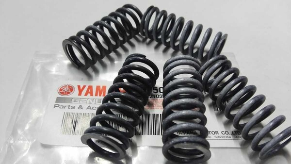 ■送料込み■ TZR250Rクラッチ スプリング ヤマハ エンジン クラッチ板 スプリング 3XV