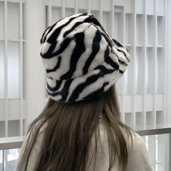 【SALE】バケットハット 帽子 レディース フェイクファー ふかふか ゼブラ柄