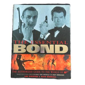 洋書 The essential Bond