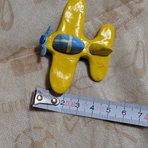 ブローチ 飛行機