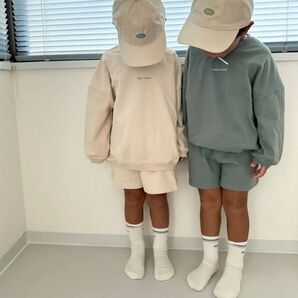 新品未使用muutumn half pants