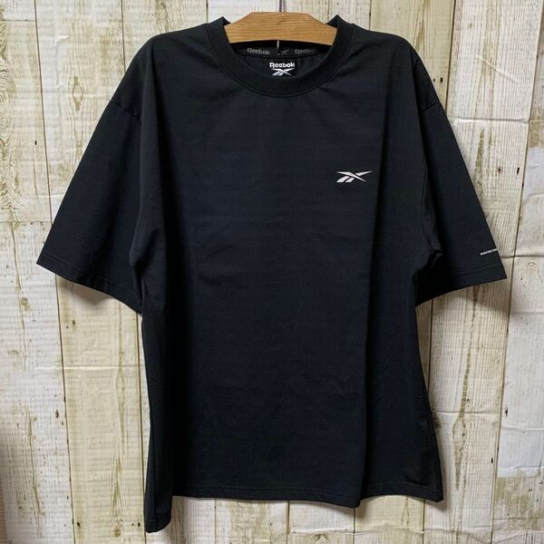 新品タグ付 Reebok バックロゴ ストレッチ 吸収速乾 Tシャツ L