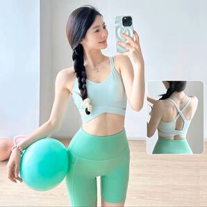 【即日発送】ヨガトップス ピラティストップス ブラトップ スポーツブラ ヨガウェア パステルパープル S Mサイズ