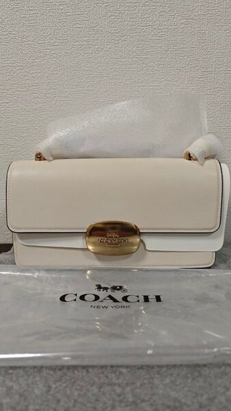 COACH コーチ ホワイトレザー ショルダーバッグ 福袋 2025
