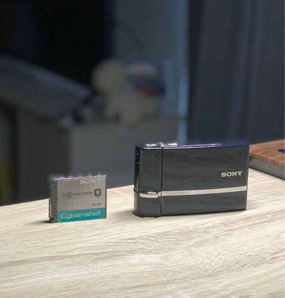 SONY Cyber-shot DSC-T30/ソニー/デジタルカメラ/コンデジ