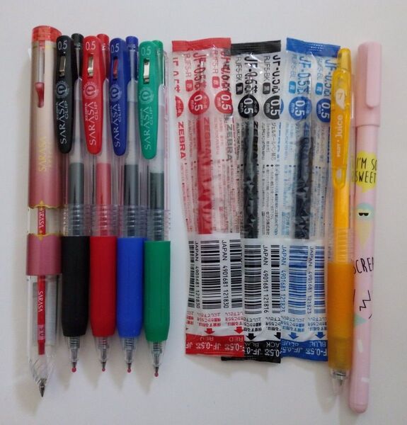 新品:サラサ ゲルインクボールペンと替芯 新品:サラサ セレクト 5 他2本まとめ売り