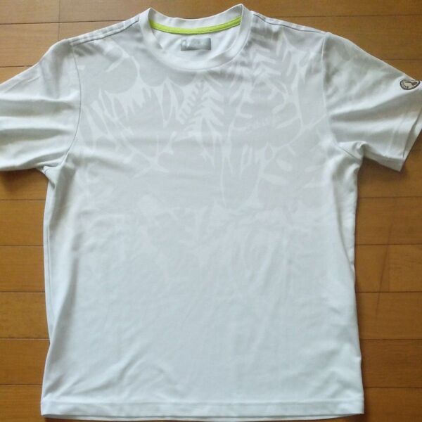 Tシャツ