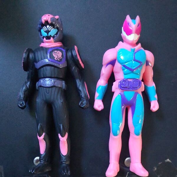 仮面ライダー ソフビ フィギュア 仮面ライダーリバイス 2個セット まとめ売り