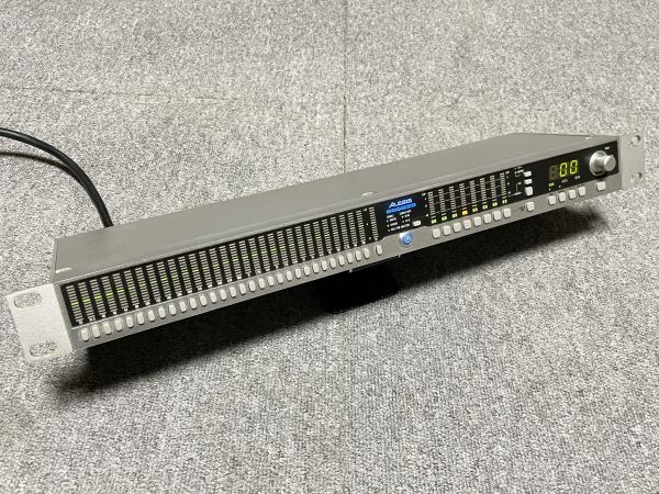 Yahoo!オークション -「alesis deq 830」(イコライザー Yahoo!オークション -「alesis deq 830」(イコライザー