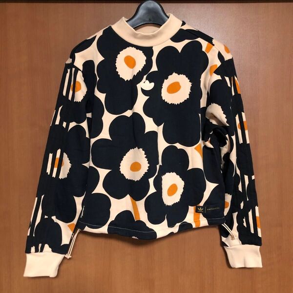 最終お値下げ☆新品☆adidas marimekko フラワーパターン トレーナー Mサイズ