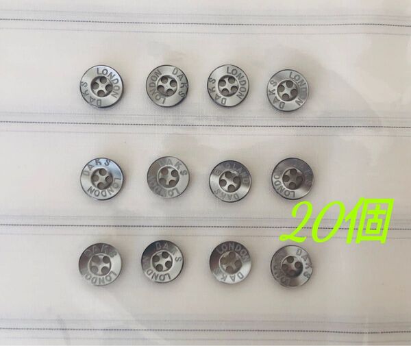 新品未使用ボタン シャツボタン 四つ穴10mm 20個