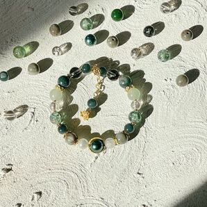 111.ハンドメイドアクセサリーブレスレット