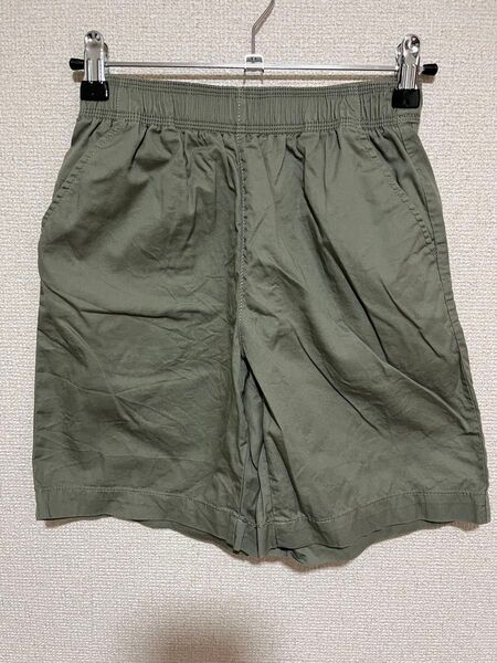 美品 GU カーキ ハーフパンツ 140サイズ