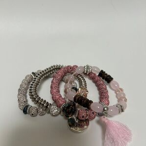 4連ブレスレット