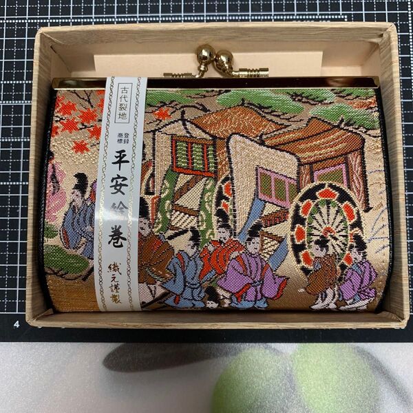 西陣織り 平安絵巻 がま口財布 新品