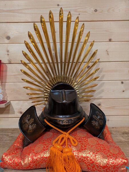 【良】年代物 美術品 出世兜 太閤 豊臣秀吉 美術鋳物 縁起物 昭和 骨董品