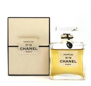 CHANEL シャネル No.19 パルファム 14ml ☆残量たっぷり　送料350円