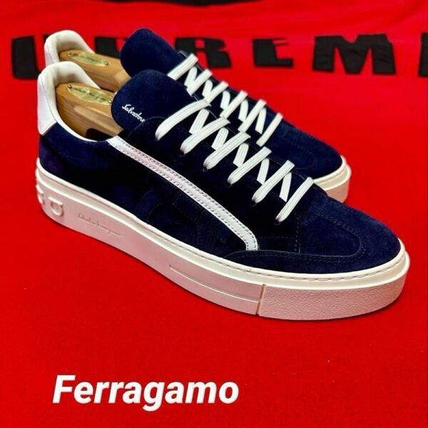 ★人気色・極美品★Ferragamo フェラガモ スエード スニーカー ネイビー