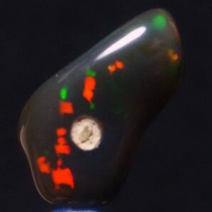 【L81】天然セミブラックオパール エチオピア産 ルース 約3.06ct