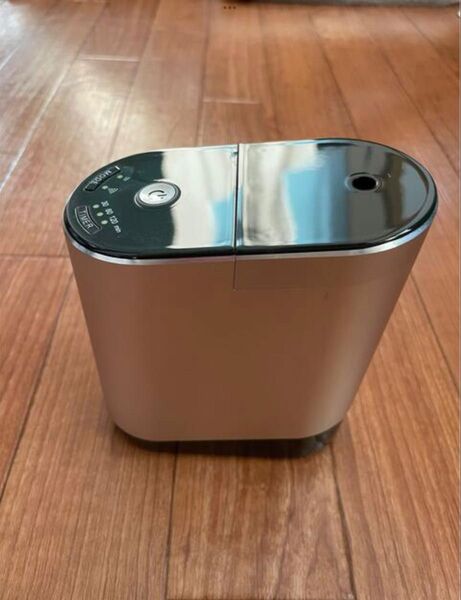 生活の木アロマデフューザー 目立つキズはありませんが通常使用に伴うスレ等はあるものとお考え下さい
