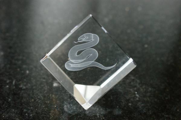 F★ヘビ(巳)★3D LASER ART CRYSTAL レーザークリスタル★Y