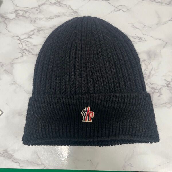 MONCLER ビーニー ニット帽 黒