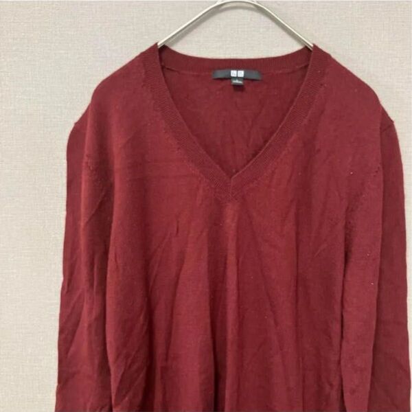 ユニクロ ウルトラファインメリノニット(L)ハイゲージVネックワインレッド無地