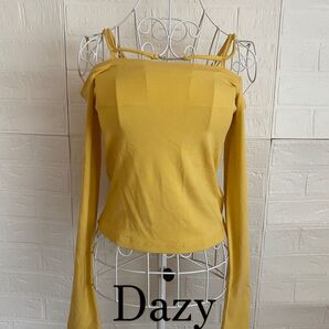☆Dazy☆オフショルダー長袖トップス