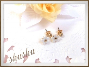 【お花のアーチピアス♪】ファッション/アクセサリー/ピアス/フラワー/お花/アーチ型/フェミニン/カジュアル/お出かけ/オールシーズン