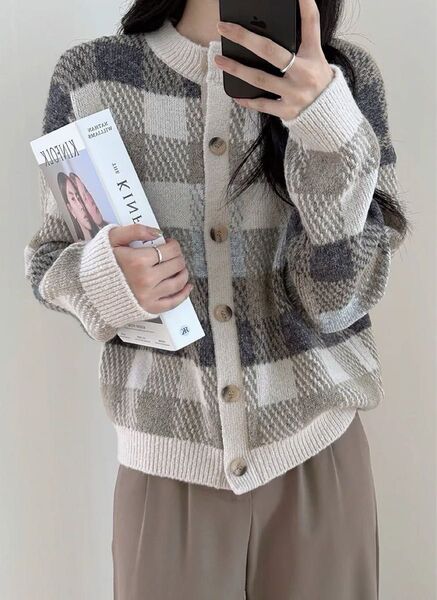 【美品】 カーディガン ニット チェック柄 クリーム 韓国
