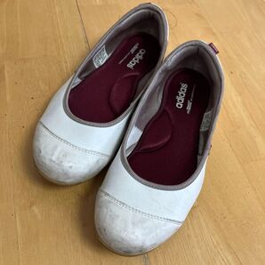 値下!adidas パンプス