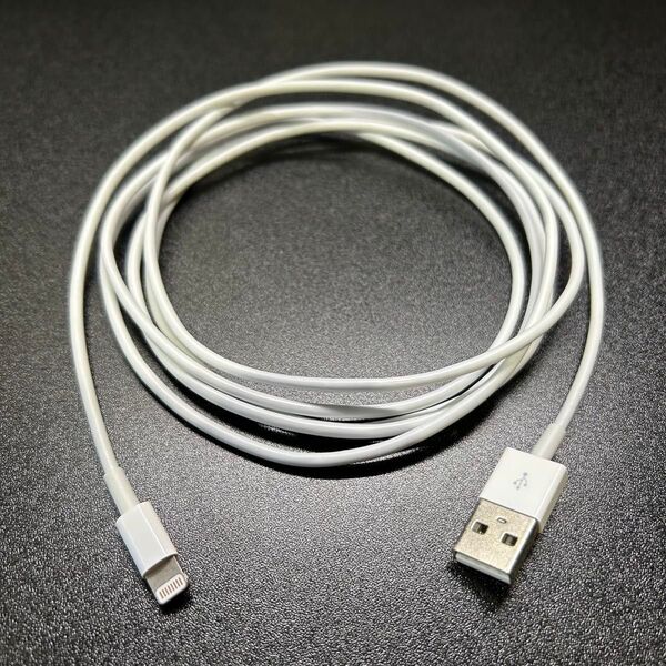 Lightning to USB-A ケーブル 2m