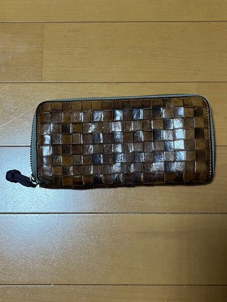 ダコタ 長財布 レザー ラウンドファスナー