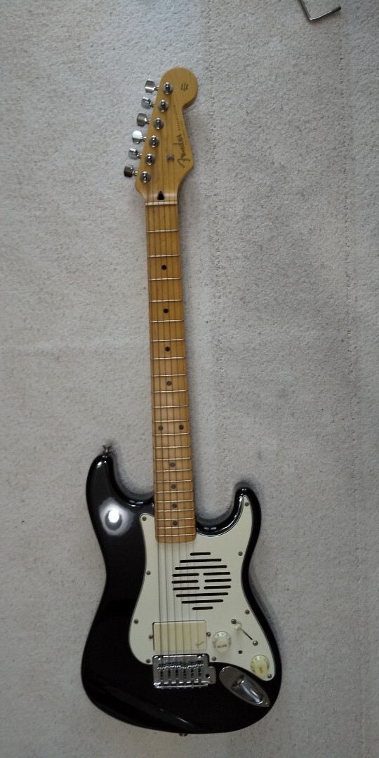 Yahoo!オークション -「fender アンプ内蔵ギター」の落札相場 Yahoo!オークション -「fender アンプ内蔵ギター」の落札相場