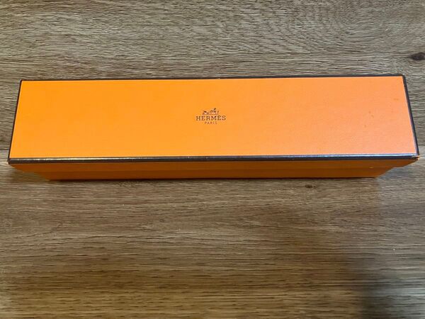 HERMES オレンジ フェルトトレイ