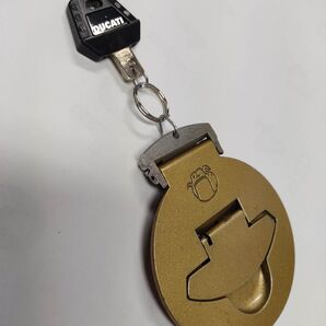 DUCTI 自作キーホルダー ガレージオブジェ ドカティ ドゥカティ キーホルダー キーリング