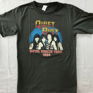 バンドTシャツ クワイエット ライオット (Quiet Riot)新品 M