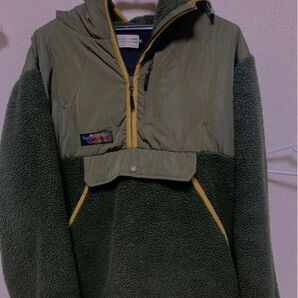 ウィルダネスエクスペリエンス フード付きフリース アウター カーキ